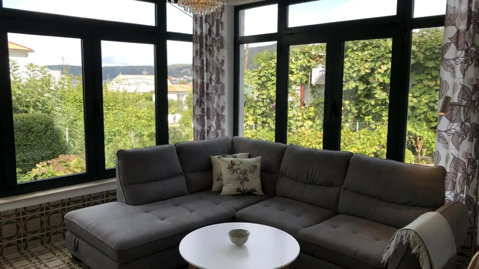 Charmantes Appartement Mit Grosser Terrasse Supetarska Draga 0*,  Croatia