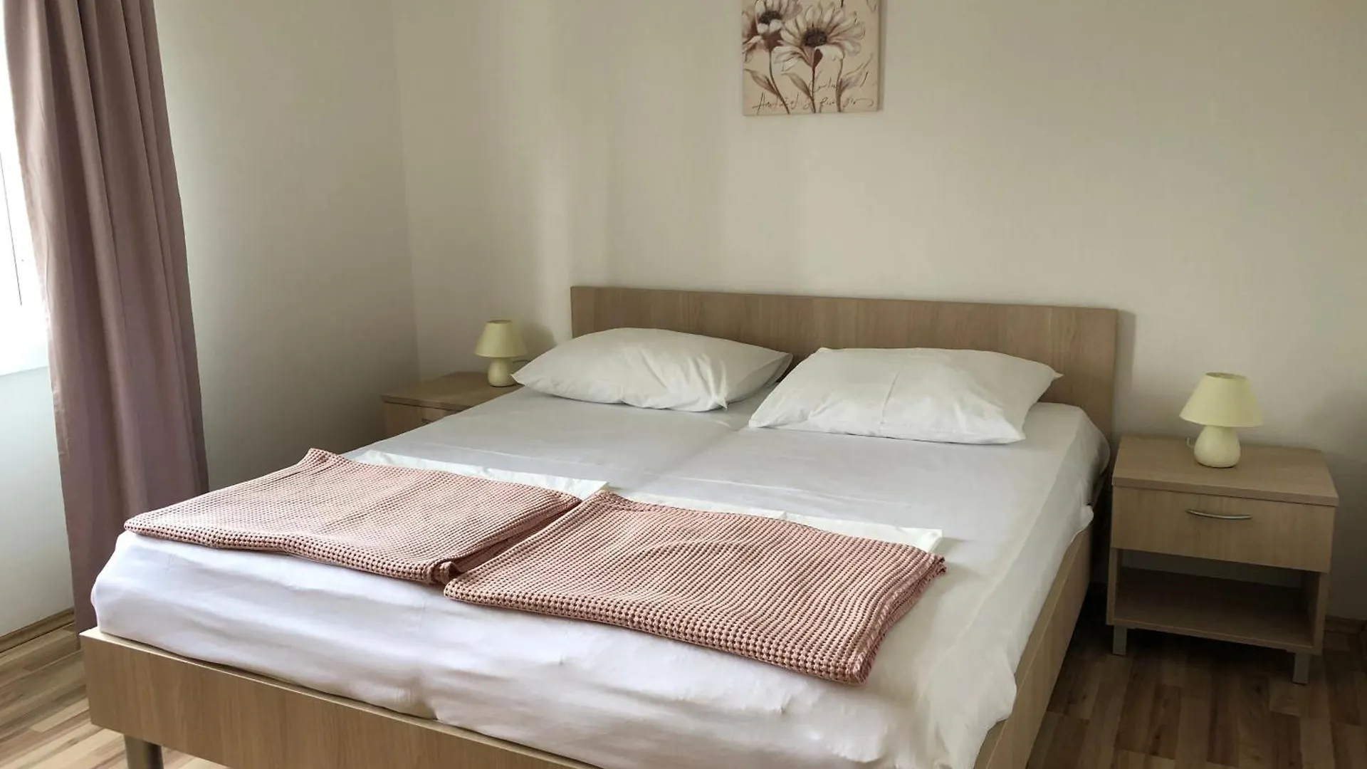 Charmantes Appartement Mit Grosser Terrasse Supetarska Draga