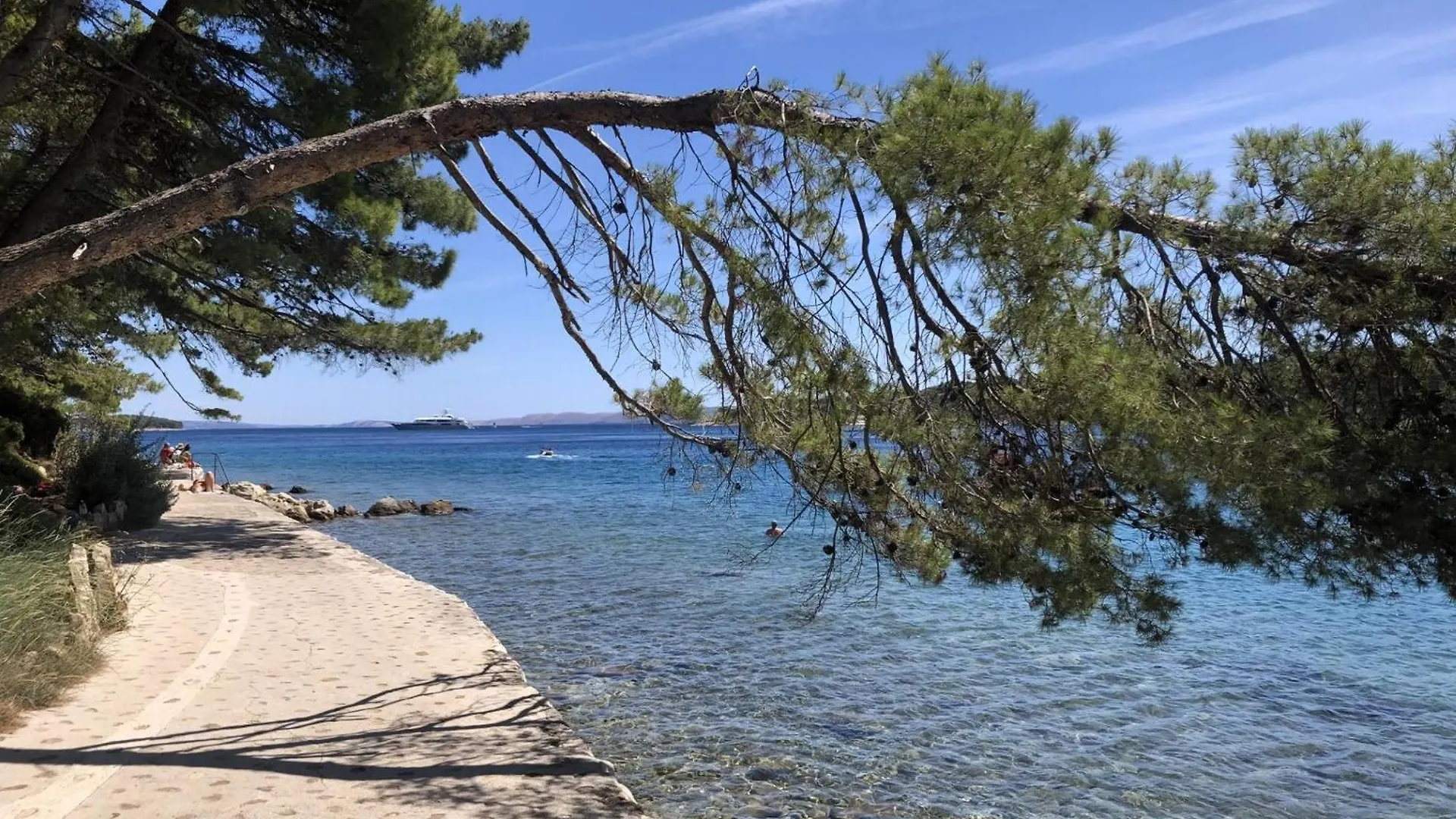 Apartment Charmantes Appartement Mit Grosser Terrasse Supetarska Draga Croatia